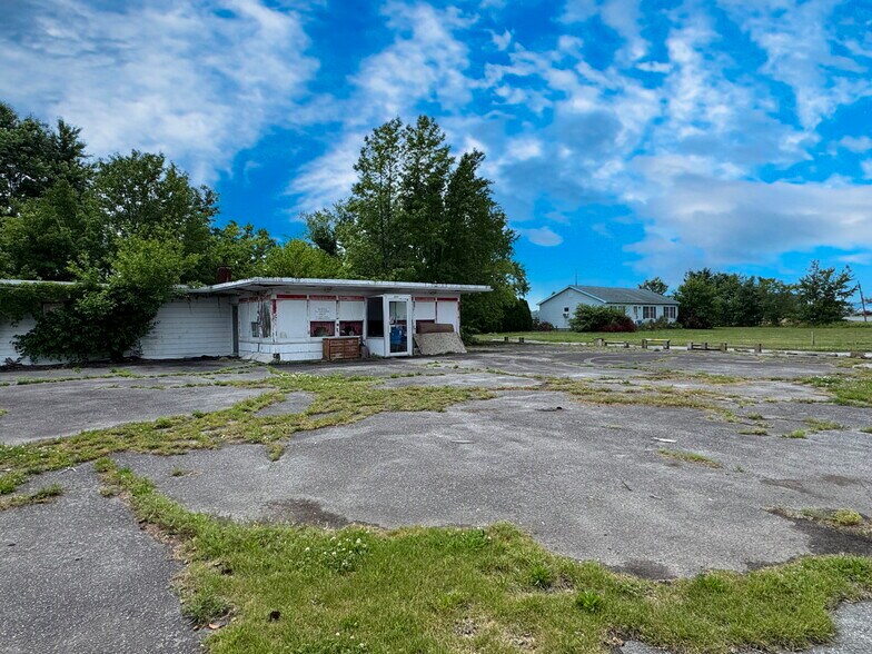 More Photos Of 33355 Main St, Dagsboro Flex For Sale