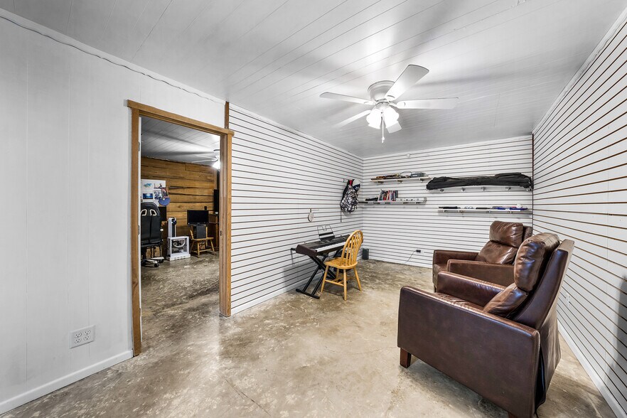 More Photos Of 8505 W Interstate Highway 30, Cumby Specialty For Sale