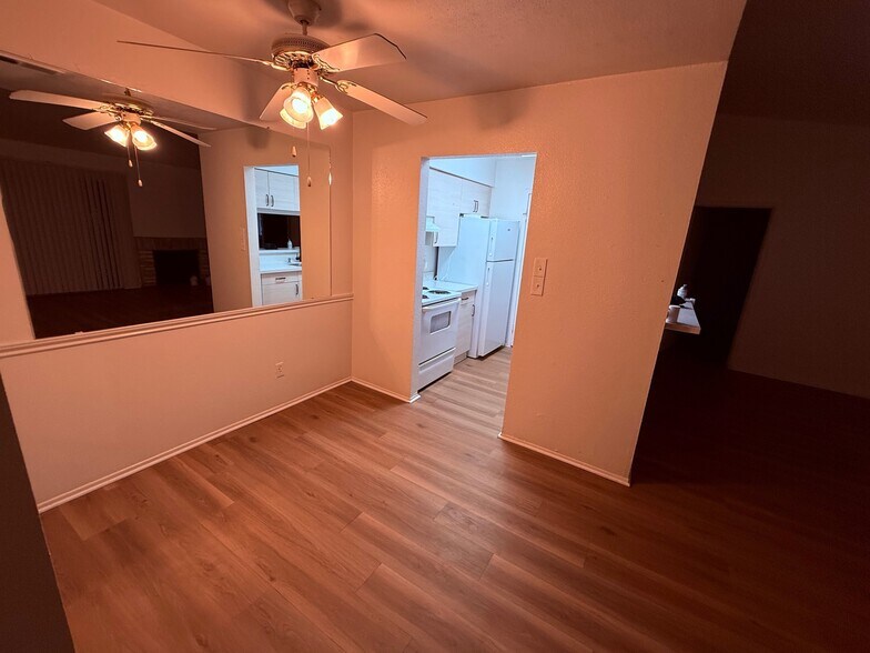 More Photos Of 12606 Ashford Meadow Dr, Houston Multifamily For Sale