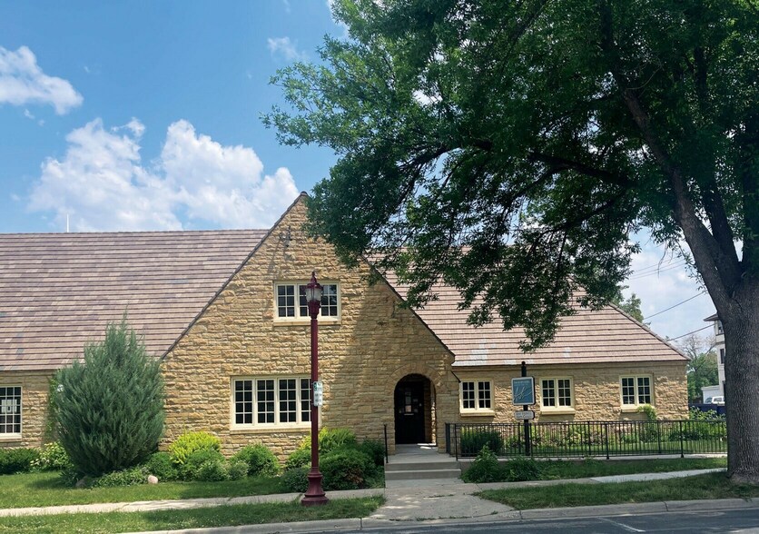 Primary Photo Of 523 S 2nd St, Mankato Office For Lease