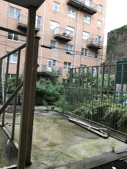 More Photos Of 153 Skillman St, Brooklyn Apartments For Lease