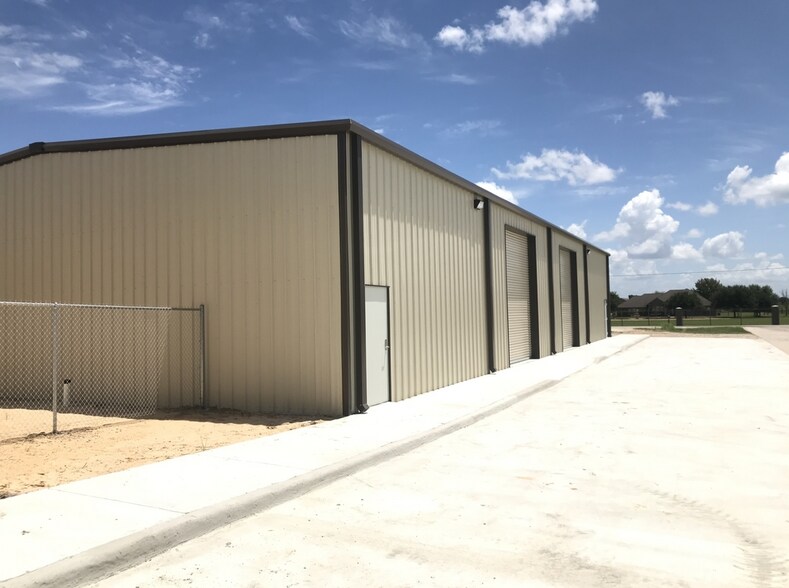 Primary Photo Of 4375 Roans Chapel Rd, College Station Warehouse For Lease