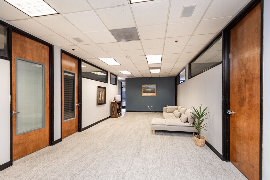 More Photos Of 8203 Sierra College Blvd, Roseville Office For Sale