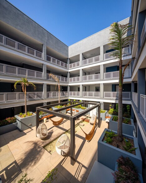 More Photos Of 11924 W Washington Blvd, Los Angeles Apartments For Lease