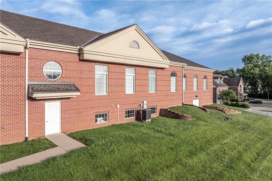 More Photos Of 3904 Beck Rd, Saint Joseph Medical For Lease