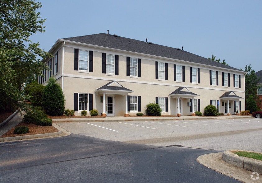 More Photos Of 255 Corporate Center Dr, Stockbridge Office For Lease