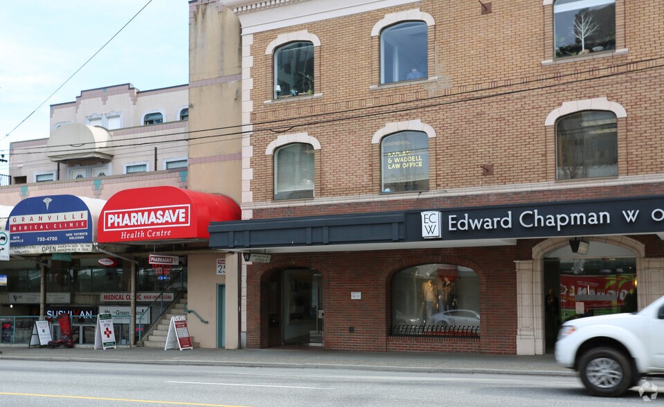 More Photos Of 2590-2596 Granville St, Vancouver Storefront Retail Office For Lease