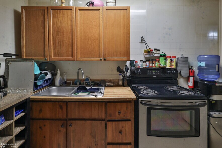 More Photos Of 214-216 W Ridge St, Lansford Apartments For Sale