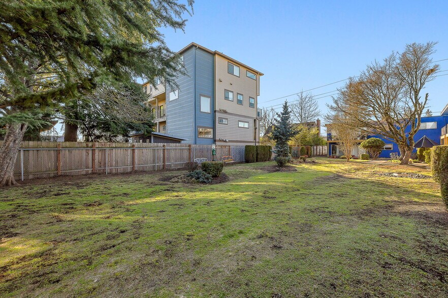 More Photos Of 740 NE 53rd Ave, Portland Apartments For Sale