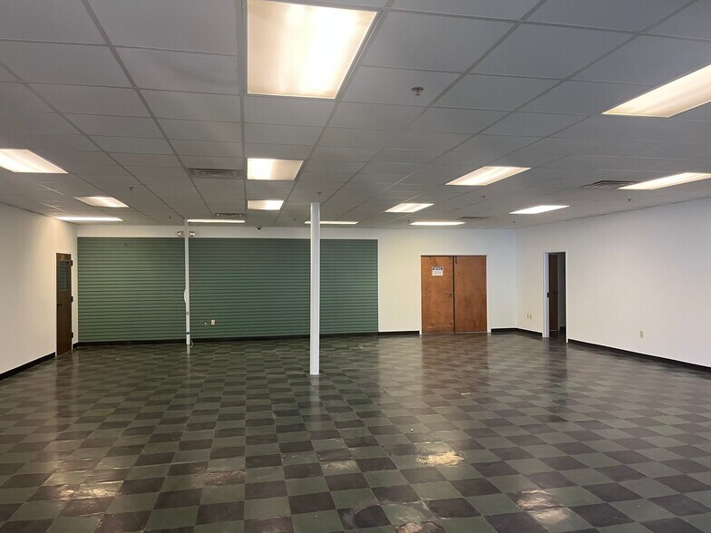 2679 Peachtree Sq, Doraville, GA 30360 Industrial For Lease