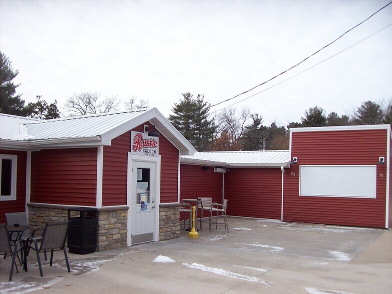 More Photos Of 330 County Road B, Montello Flex For Sale