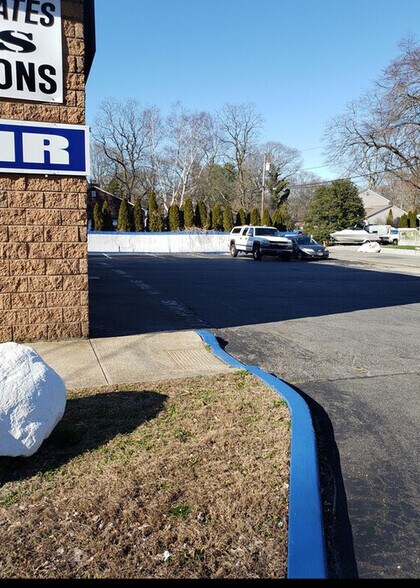 More Photos Of 759 N Country Rd, Rocky Point Auto Repair For Sale