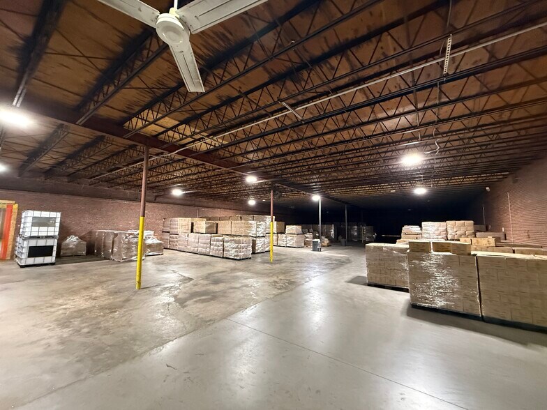 More Photos Of 108 Pennsylvania Ave, Greer Light Distribution For Sale