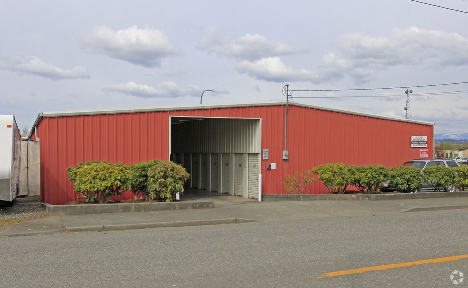 More Photos Of 1530 E Marine View Dr, Everett Self Storage For Sale
