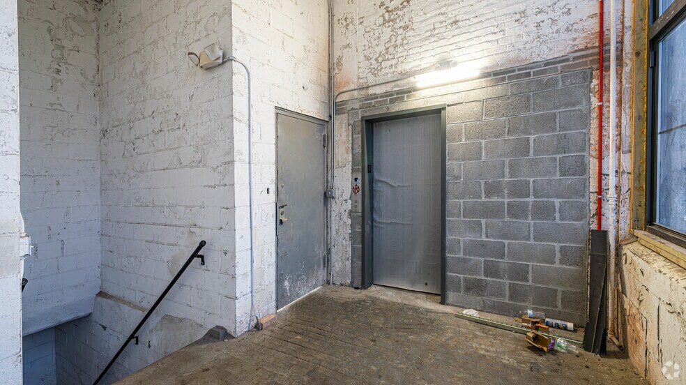 More Photos Of 1309-1645 W Front St, Plainfield Manufacturing For Lease