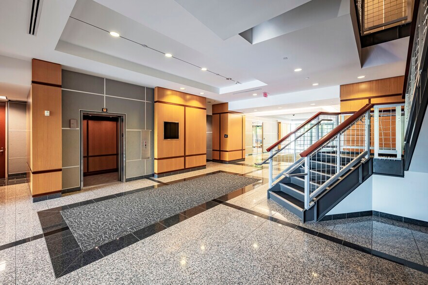 More Photos Of 1990 Vaughn Rd, Kennesaw Unknown For Lease