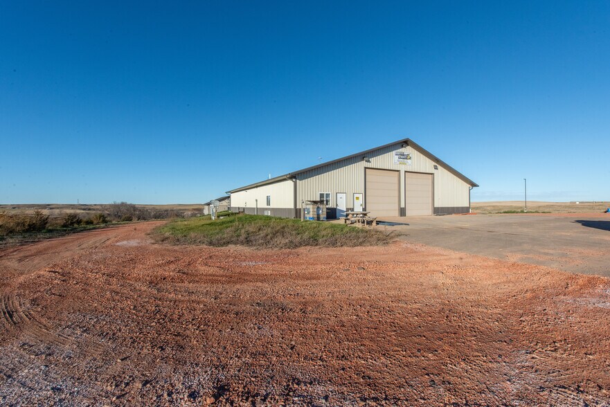 More Photos Of 13603 38th St SW, Belfield Flex For Lease