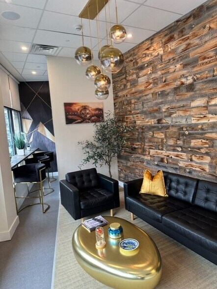 More Photos Of 371 North Ave, New Rochelle Office For Lease