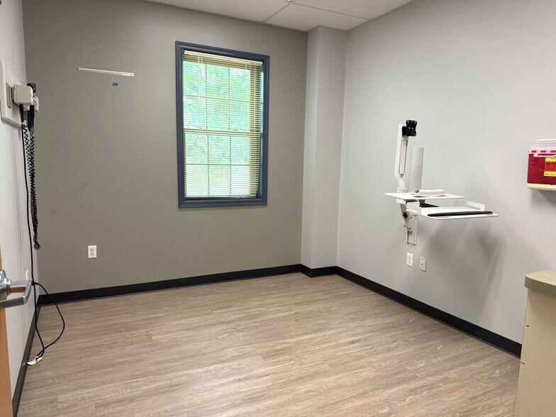More Photos Of 300 Old Forge Ln, Kennett Square Medical For Lease