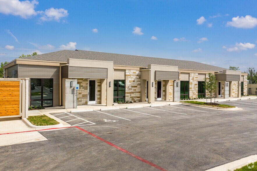 Primary Photo Of 1908 Yaupon Trl, Cedar Park Loft Creative Space For Sale