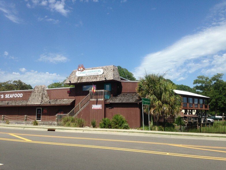 More Photos Of 310 Sunset Blvd N, Sunset Beach Restaurant For Sale