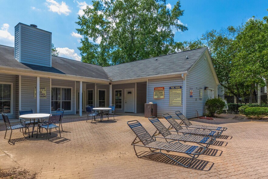 More Photos Of 5816 Covington Hwy, Decatur Apartments For Sale