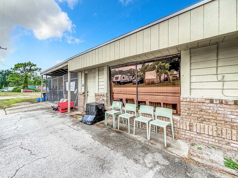 More Photos Of 2553-2565 Park Dr, Sanford Freestanding For Sale