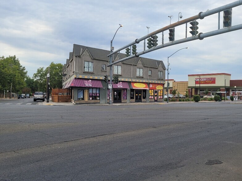 More Photos Of 2322-2326 Del Paso Blvd, Sacramento Storefront Retail Residential For Sale