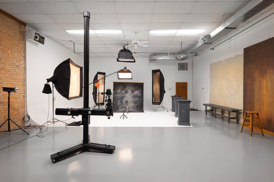 More Photos Of 817 S Higgins Ave, Missoula Storefront Retail Office For Lease