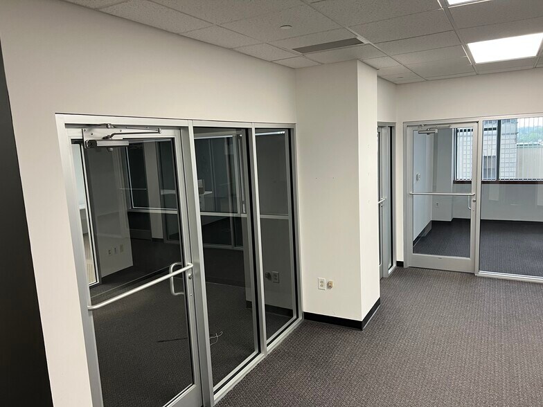 More Photos Of 1 E Broad St, Bethlehem Medical For Sale