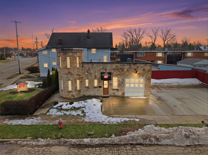 Primary Photo Of 2860 Noble Rd, Cleveland Office For Sale