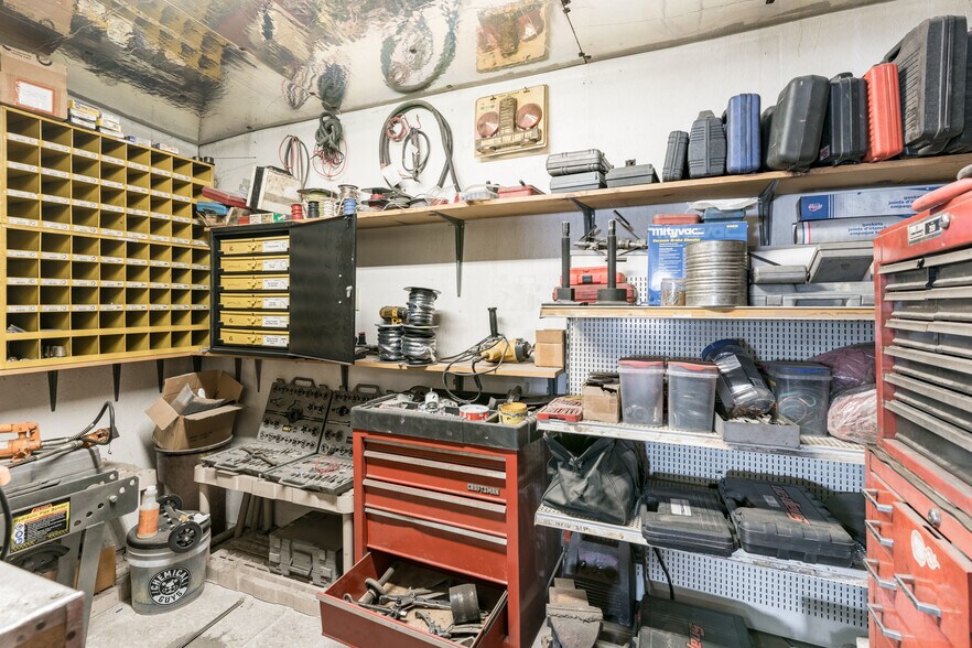 More Photos Of 7 S Highway 91, Downey Self Storage For Sale