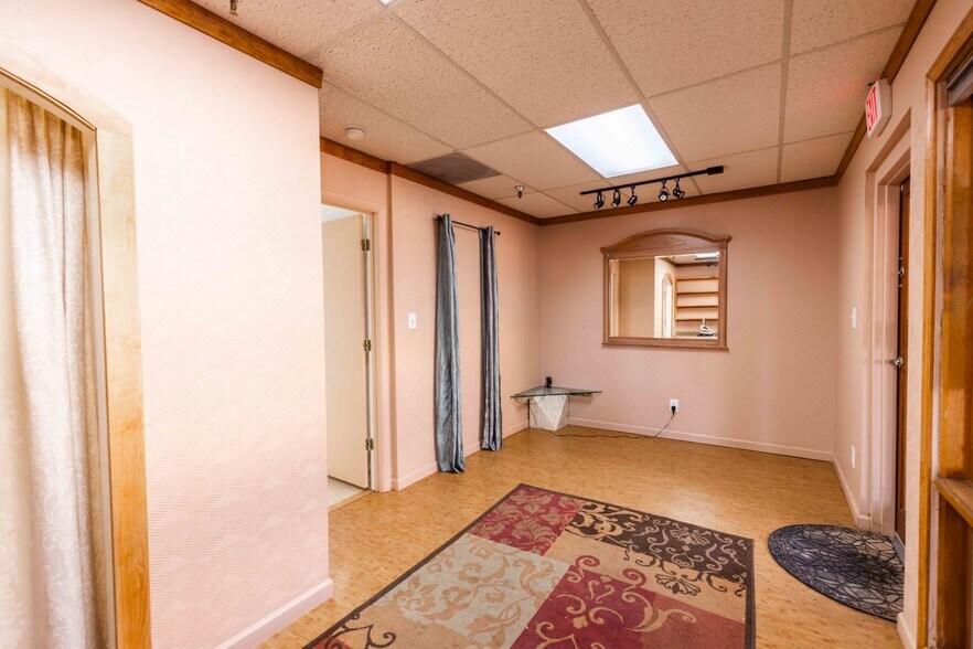 More Photos Of 2155 W State Route 89A, Sedona Medical For Sale