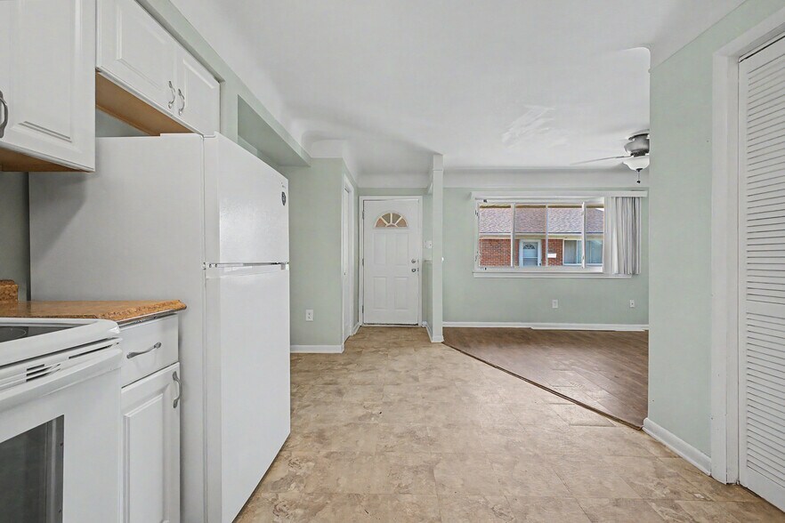 More Photos Of 4222 Drouillard St, Lincoln Park Apartments For Sale