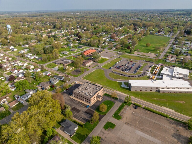 More Photos Of 323 Marion Ave, Massillon Medical For Sale