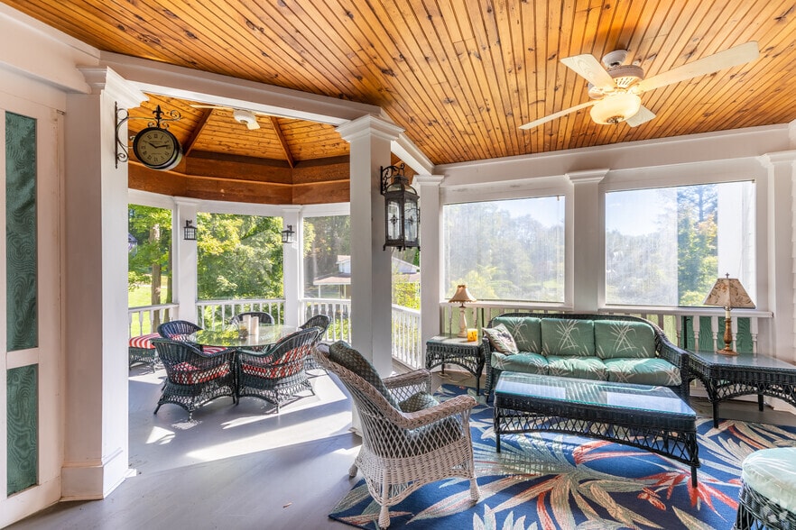 More Photos Of 1577 Route 52, Fishkill Hospitality For Sale