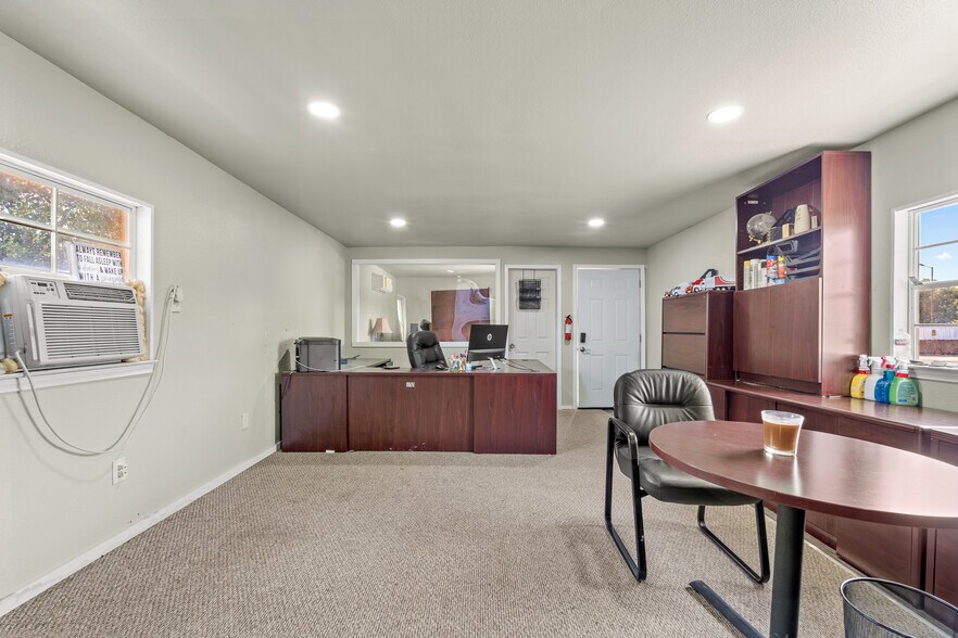 More Photos Of 1241 Narrow Ln, Red Oak Land For Sale