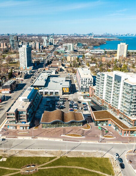 More Photos Of 175 Lakeshore Rd W, Mississauga Unknown For Lease