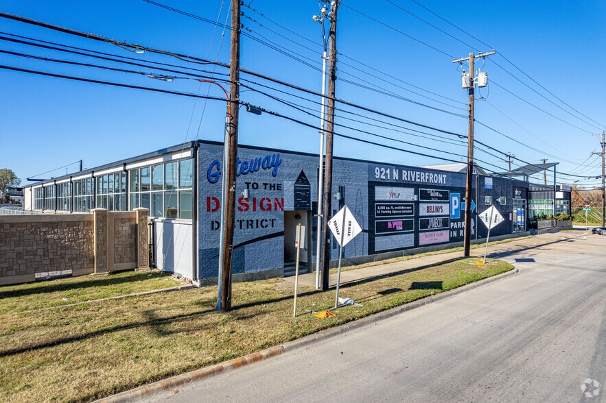 Primary Photo Of 921 N Riverfront Blvd, Dallas Loft Creative Space For Lease