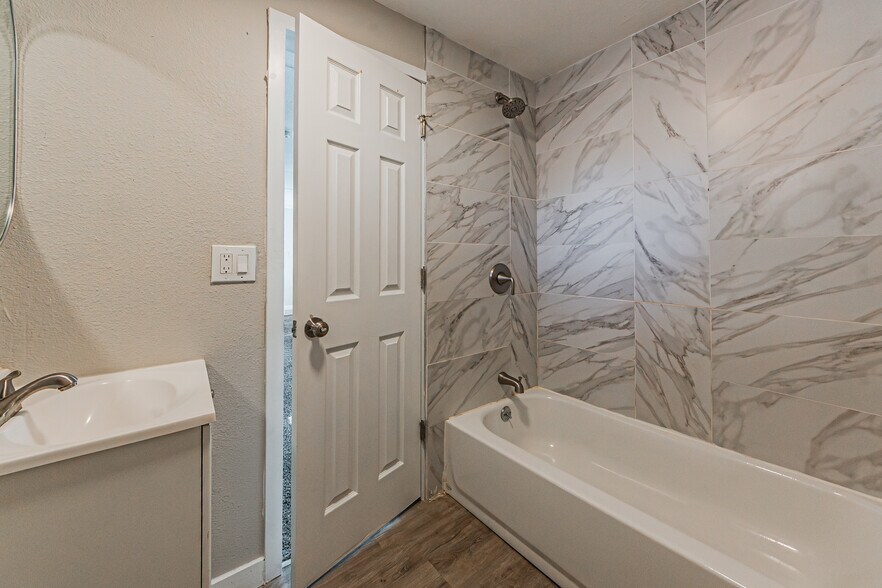 More Photos Of 3428 W Colorado Ave, Colorado Springs Apartments For Sale