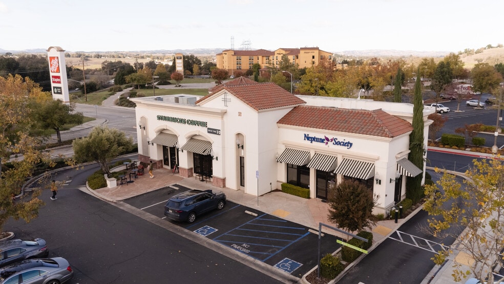 More Photos Of 905 El Camino Real, Atascadero Unknown For Lease