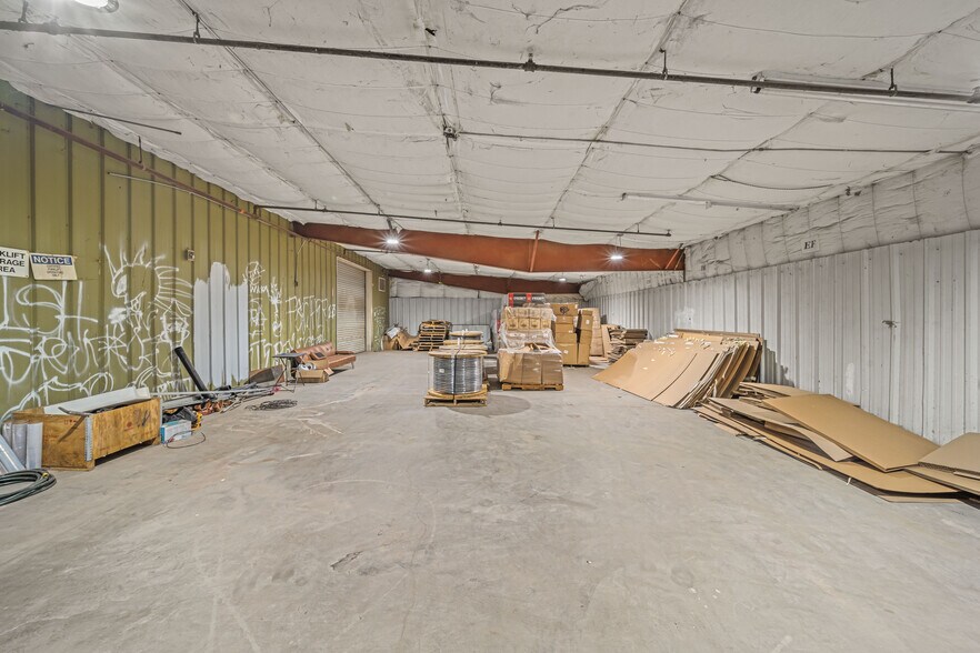 More Photos Of 416 W Fifth St, Calexico Warehouse For Lease
