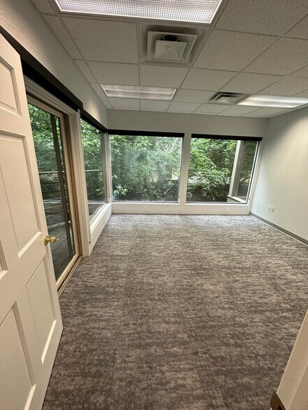 More Photos Of 6209 Riverside Dr, Dublin Office For Lease