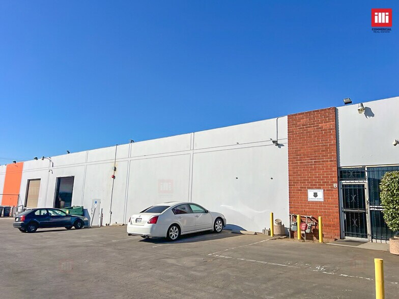 More Photos Of 333 W Alondra Blvd, Gardena Manufacturing For Lease