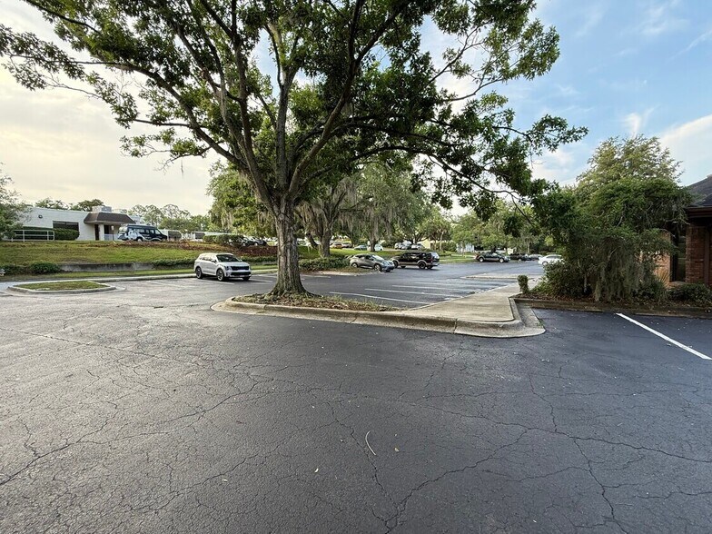 More Photos Of 6900 NW 9th Blvd, Gainesville Medical For Sale