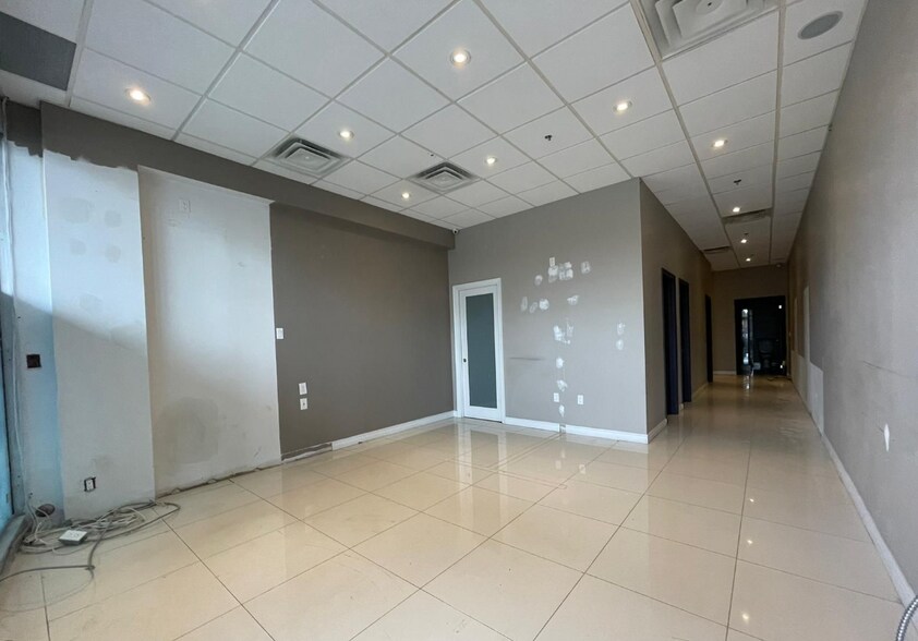 More Photos Of 550 Hwy-7, Richmond Hill General Retail For Sale