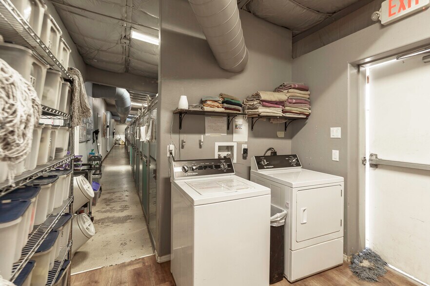 More Photos Of 1601 Wardle rd, Sierra Vista Specialty For Sale