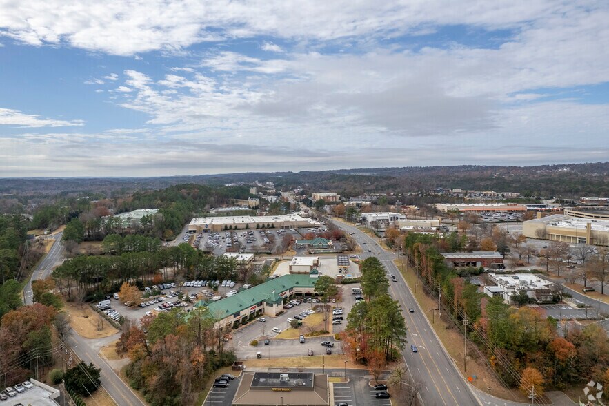 More Photos Of 3075 John Hawkins Pky, Birmingham Unknown For Lease