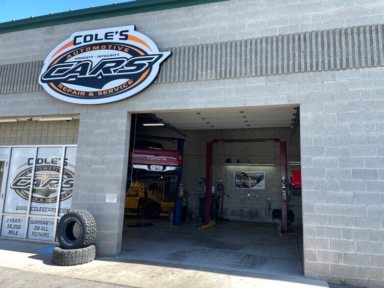 More Photos Of 440 W 200 N, Bountiful Warehouse For Lease
