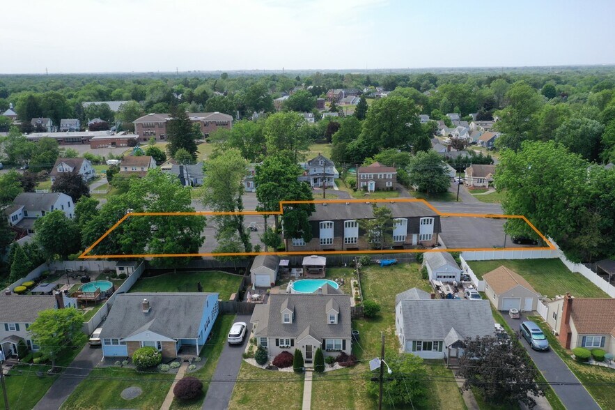 More Photos Of 2681 Quakerbridge Rd, Hamilton Office For Lease